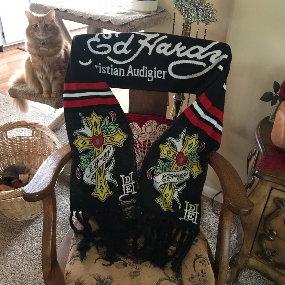 Ed Hardy scarf
